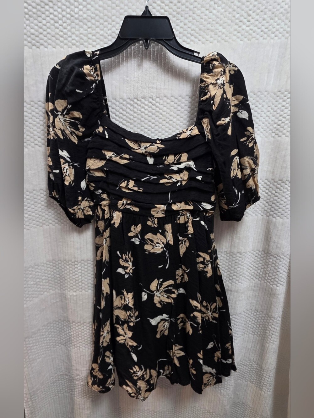 Blu Pepper Floral Pleated Puff Sleeve Mini Dress